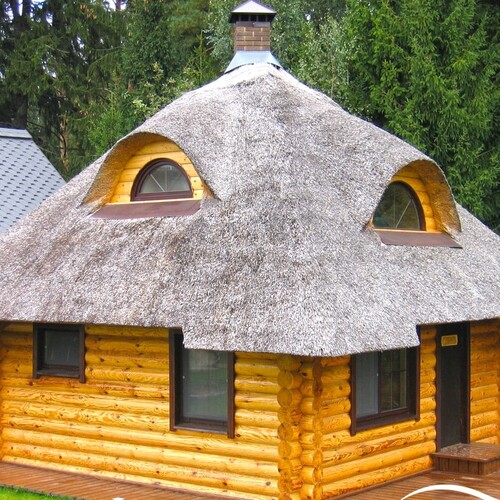 Крыша для бани из камыша
