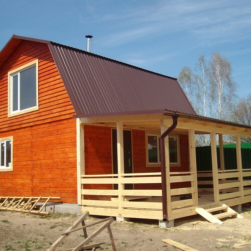 Ломаная крыша из сэндвич панелей