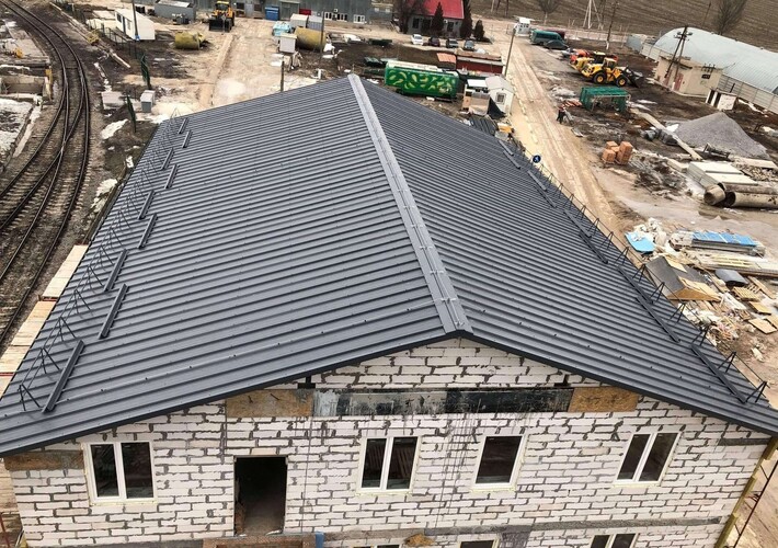Устройство кровли из сэндвич панелей