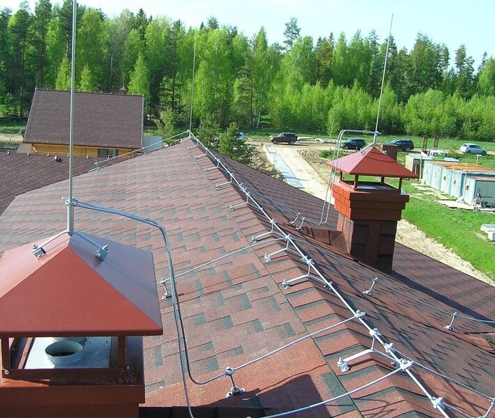 Молниезащита скатной кровли